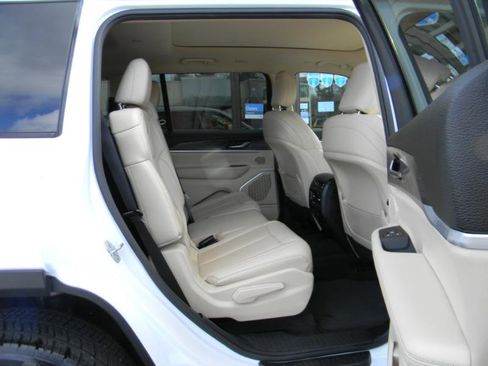 Used 2021 Jeep Grand Cherokee L Limited w/ Trailer Tow Group (B) image 14