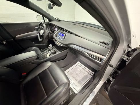Used 2019 Cadillac XT4 Premium Luxury w/ Cold Weather Package FWD image 28