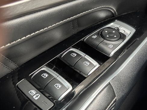 Used 2022 Kia Sorento SX image 16