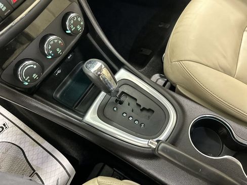 Used 2013 Chrysler 200 Limited FWD image 16