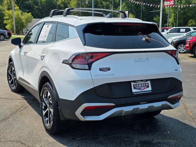 Used 2024 Kia Sportage EX AWD/4WD image 3