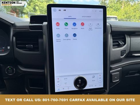 Used 2024 Ford Expedition Platinum image 29