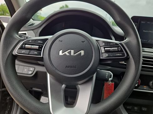 Used 2023 Kia Seltos LX AWD/4WD image 17