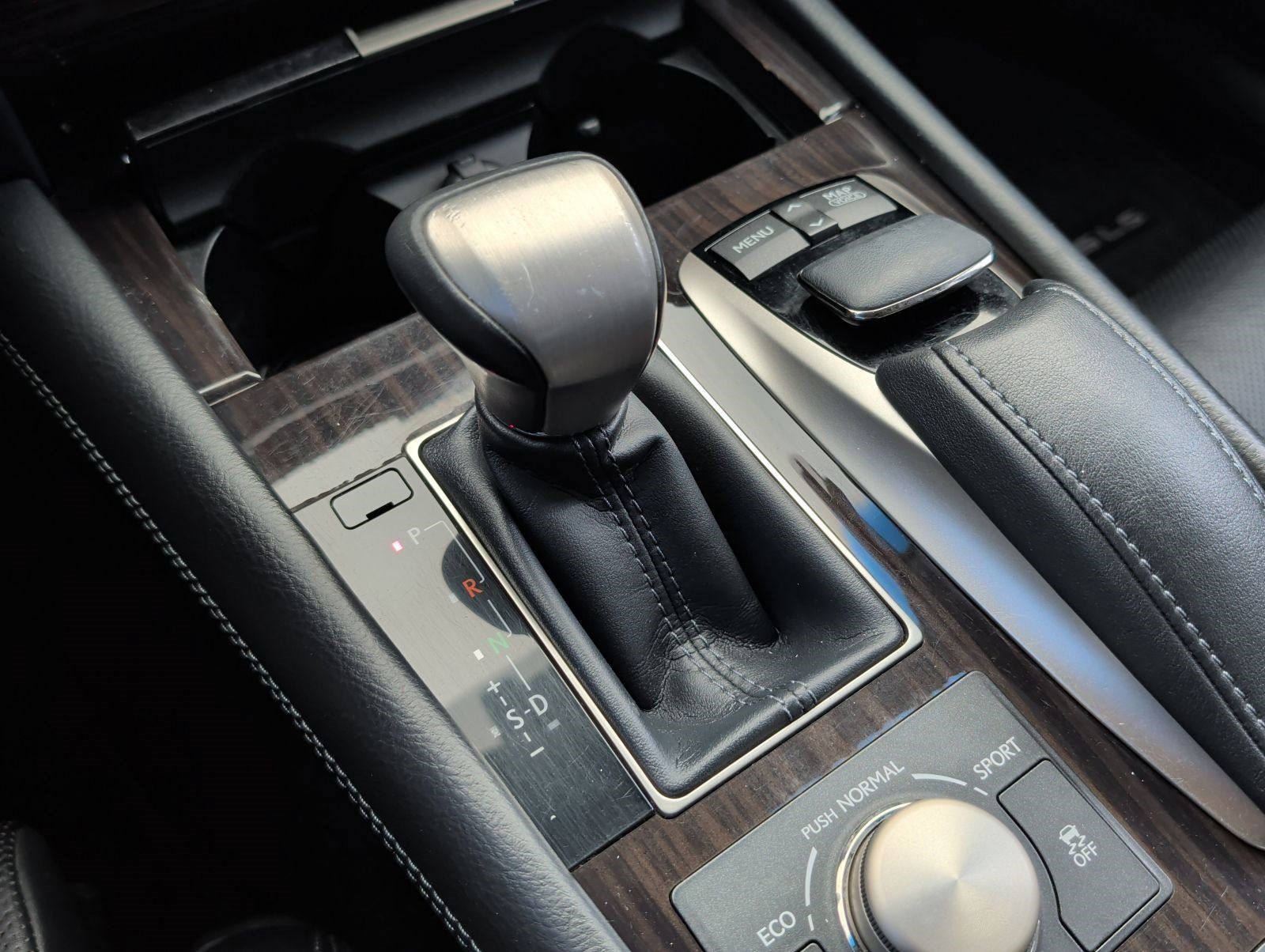 Used 2013 Lexus LS 460 w/ Comfort Pkg RWD image 20
