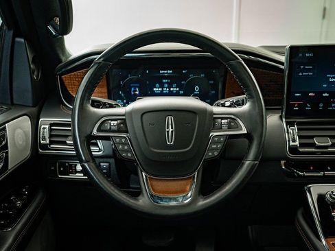 Used 2023 Lincoln Navigator Black Label AWD/4WD image 29