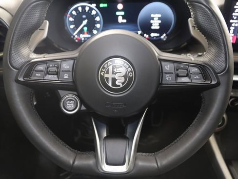 Used 2024 Alfa Romeo Tonale Ti image 37