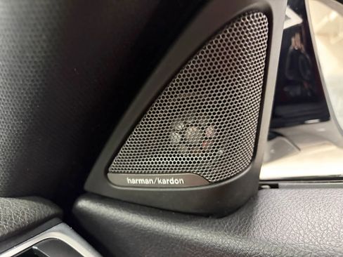 Used 2019 BMW 430i xDrive Coupe w/ M Sport Package image 39