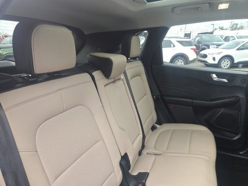 Used 2021 Ford Escape Titanium w/ Class II Trailer Tow Package image 41