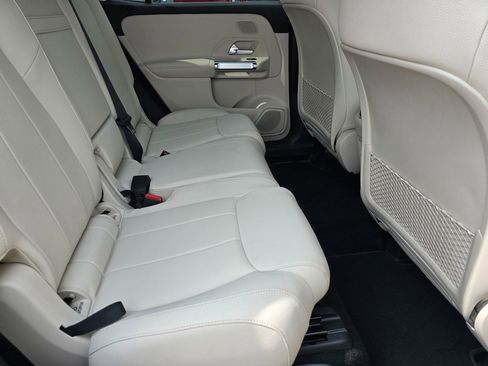 New 2026 Mercedes-Benz GLB 250 4MATIC image 38