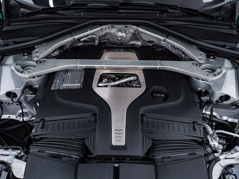 Used 2025 Aston Martin DBX 707 image 35