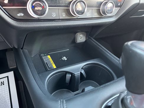 Used 2023 Honda HR-V EX-L image 73