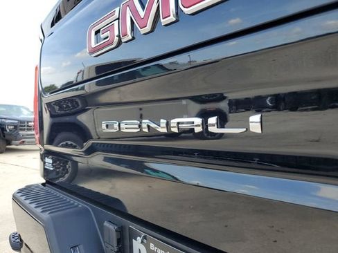 New 2026 GMC Sierra 1500 Denali AWD/4WD image 9