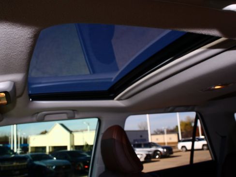 Used 2022 Toyota 4Runner Limited image 2