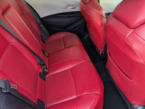 Used 2021 Toyota Corolla SE image 18