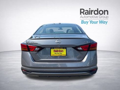 Used 2024 Nissan Altima 2.5 SV FWD image 6