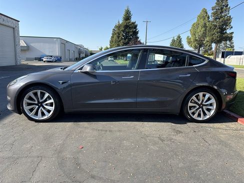 Used 2018 Tesla Model 3 Long Range AWD/4WD image 8