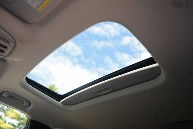 Used 2024 Chevrolet Trax ACTIV w/ Sunroof Package FWD image 20