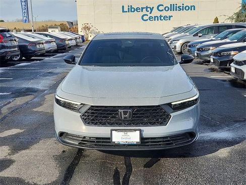 Used 2023 Honda Accord Sport image 2