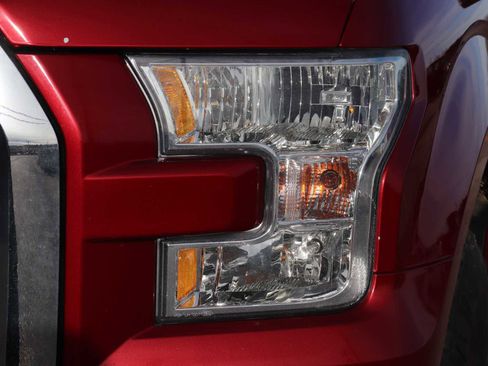 Used 2015 Ford F150 XLT w/ Equipment Group 302A Luxury image 10