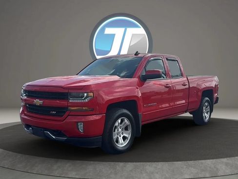 Used 2017 Chevrolet Silverado 1500 LT w/ All Star Edition AWD/4WD image 18