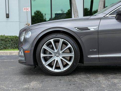 Used 2021 Bentley Flying Spur W12 AWD/4WD image 21