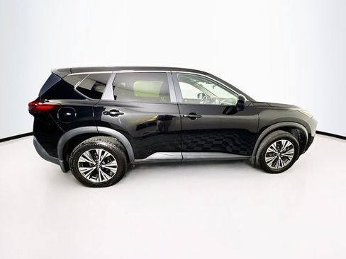 Certified 2023 Nissan Rogue SV image 4