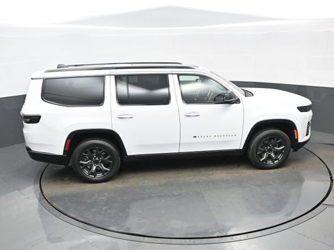 New 2026 Jeep Grand Wagoneer Limited image 24