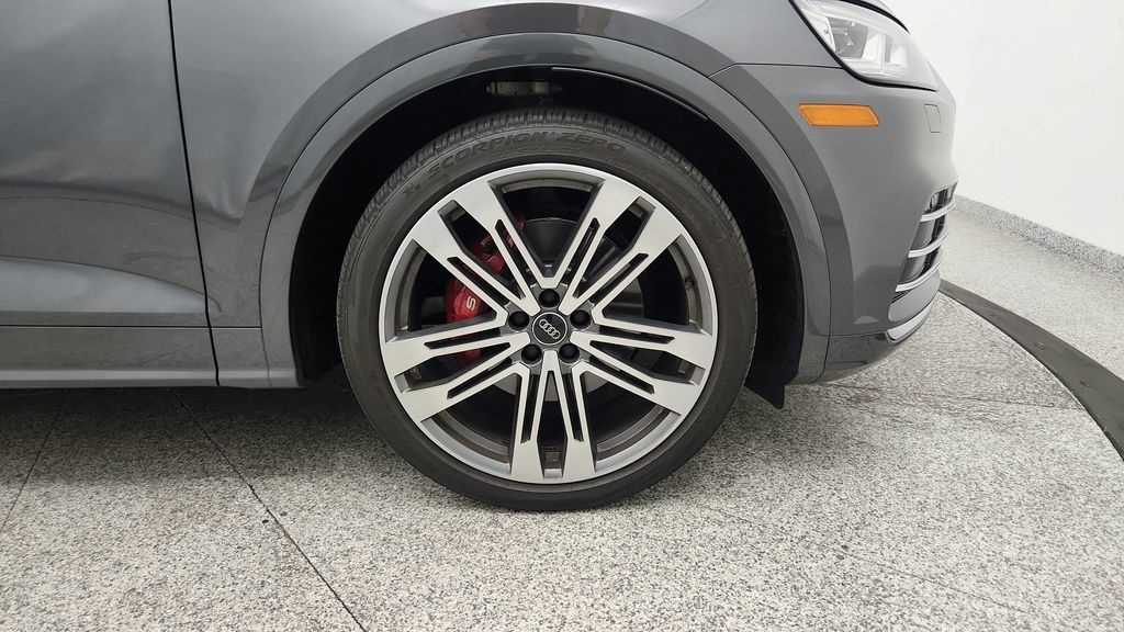 Used 2018 Audi SQ5 Prestige w/ Prestige Package AWD/4WD image 26