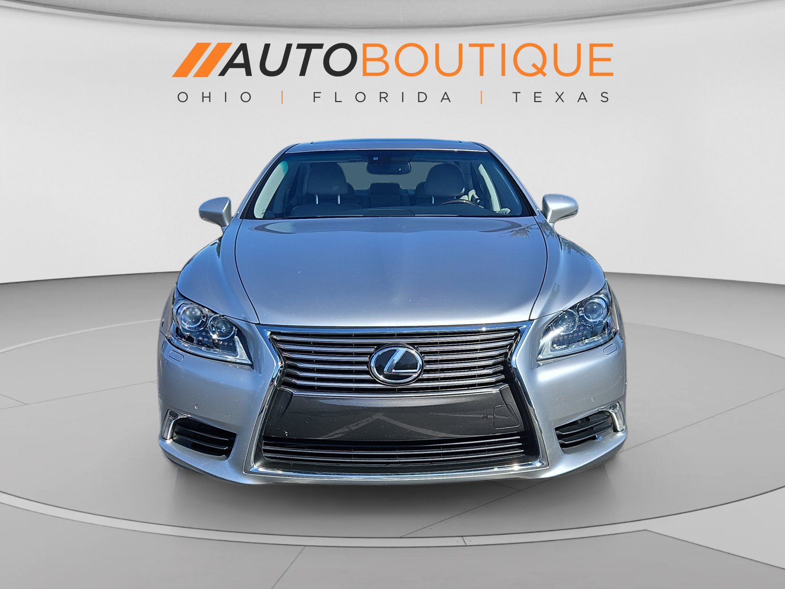 Used 2014 Lexus LS 460 w/ Comfort Package RWD image 9