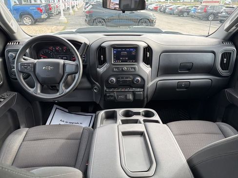 Used 2024 Chevrolet Silverado 1500 Custom Trail Boss w/ LPO, Dark Essentials Package AWD/4WD image 16