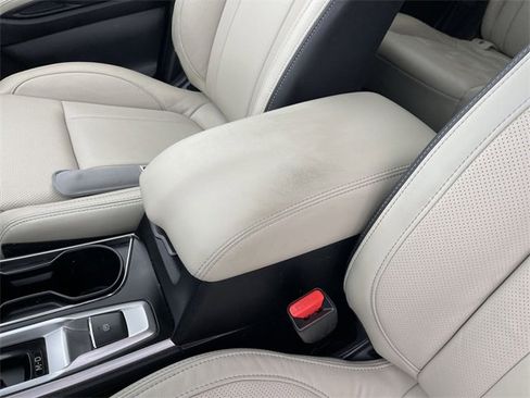 Used 2021 Subaru Ascent Limited w/ Technology Package image 21