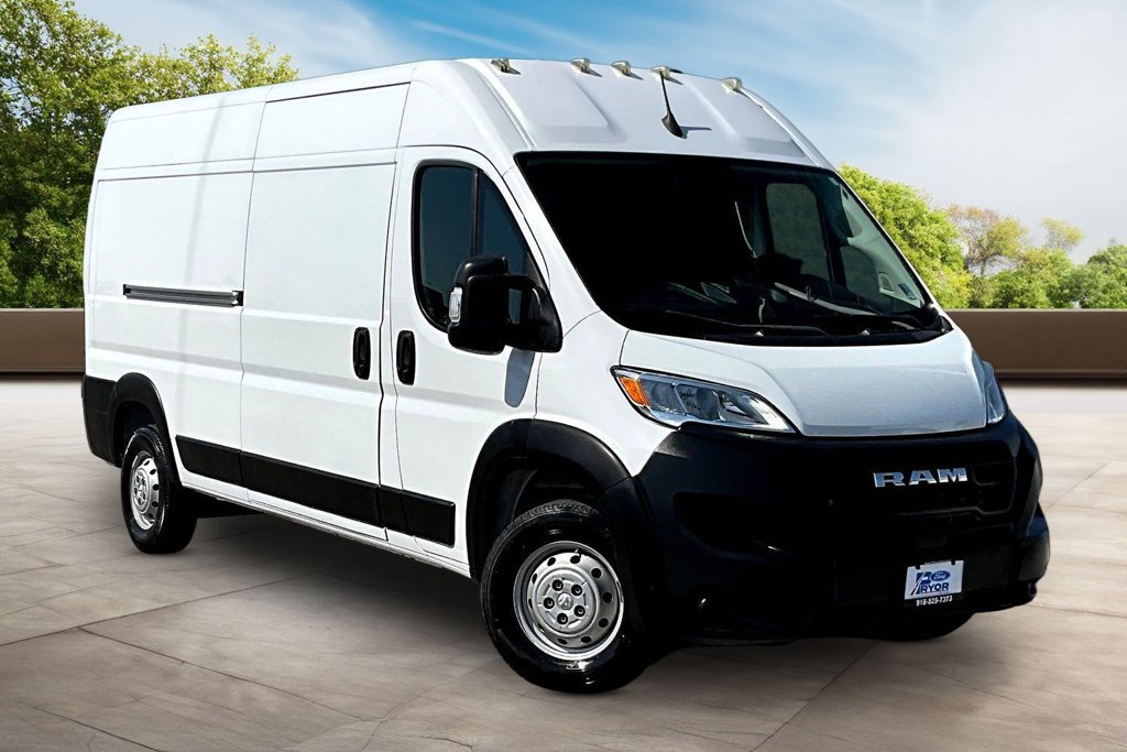 Used 2023 RAM ProMaster 2500 FWD image 11