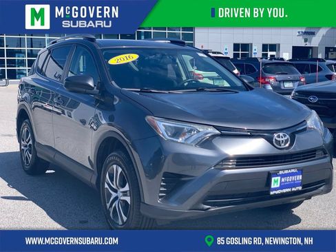 Used 2016 Toyota RAV4 LE AWD/4WD image 1