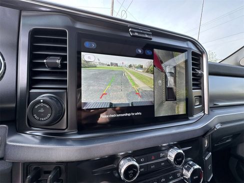 New 2025 Ford F250 Platinum image 17