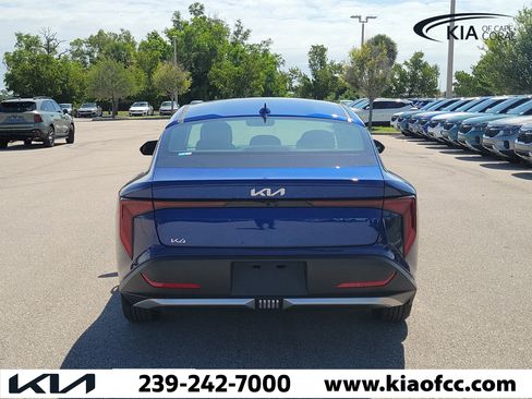 New 2026 Kia K4 FWD image 5