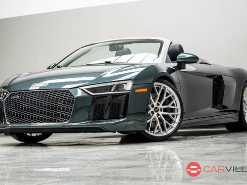 Used 2017 Audi R8 V10 w/ Carbon Exterior Package image 1