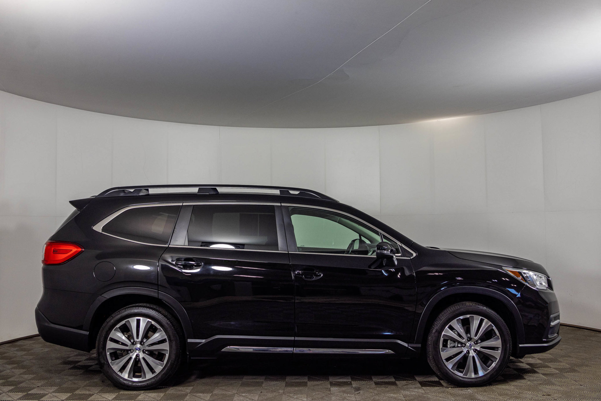 Used 2021 Subaru Ascent Limited w/ Popular Package #4 AWD/4WD image 17
