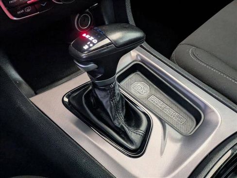 Used 2022 Dodge Charger R/T w/ Blacktop Package image 12