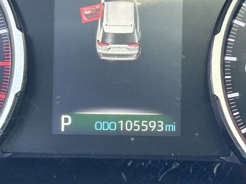 Used 2019 Toyota RAV4 XLE image 12