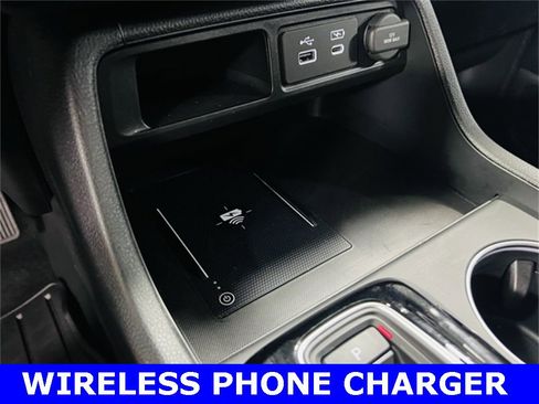 New 2025 Honda Pilot Touring image 10