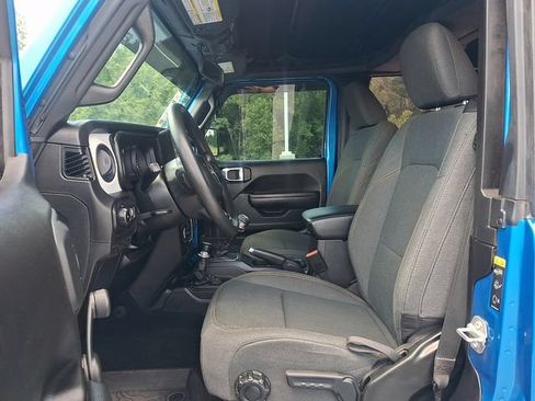 Used 2024 Jeep Wrangler Sport AWD/4WD image 13