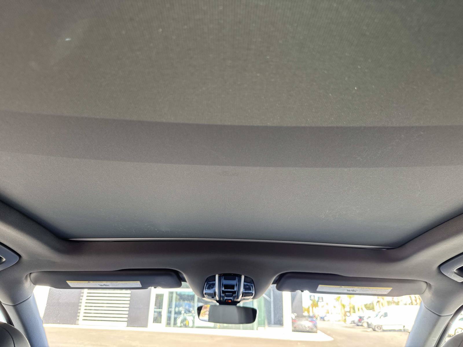 Used 2019 Porsche Cayenne AWD/4WD image 18