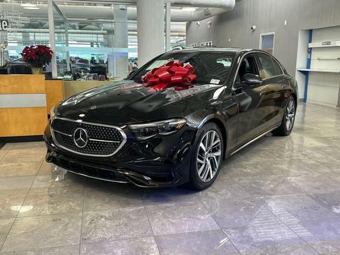 New 2026 Mercedes-Benz E 350 Sedan image 3