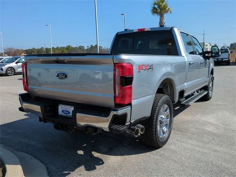 Used 2024 Ford F250 Lariat w/ Chrome Package image 4