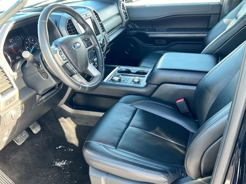 Used 2021 Ford Expedition Max XLT image 10