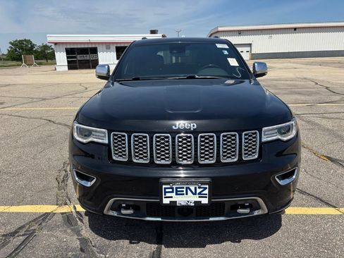Used 2021 Jeep Grand Cherokee Overland w/ Protech Group AWD/4WD image 2