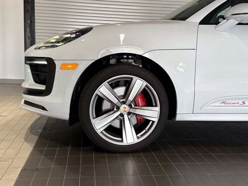 Used 2026 Porsche Macan S AWD/4WD image 11