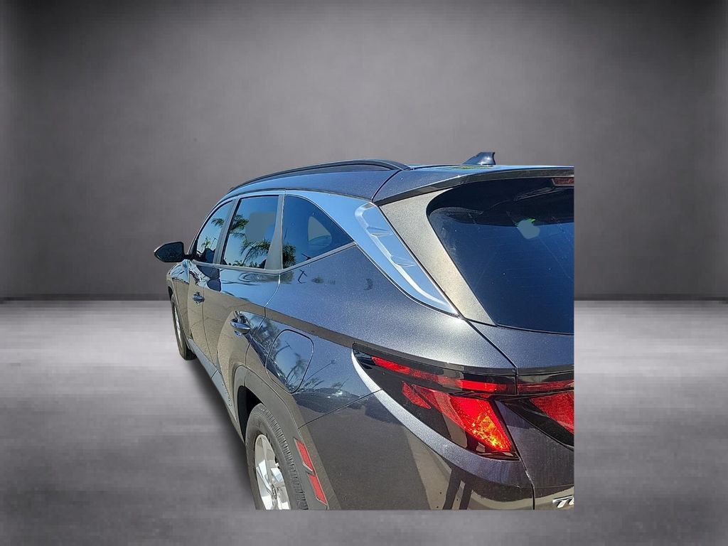 Certified 2024 Hyundai Tucson SEL FWD image 7