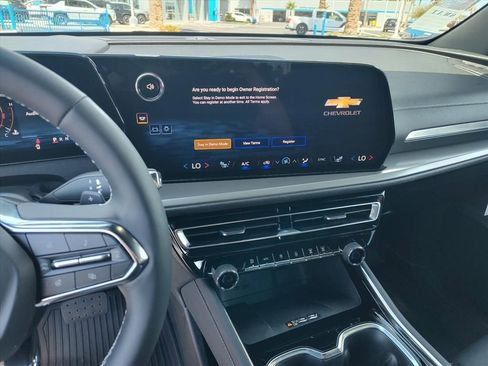 New 2026 Chevrolet Traverse LT FWD image 11