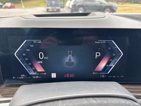 Used 2024 BMW X7 xDrive40i image 28